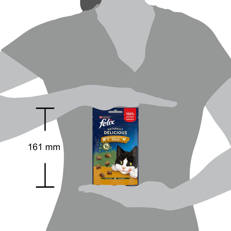 Felix Naturally Delicious Cat Snack con Pollo ed Erba gatta 50 gr